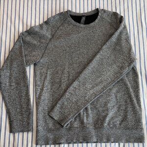 Lululemon engineered warmth long-sleeve crew